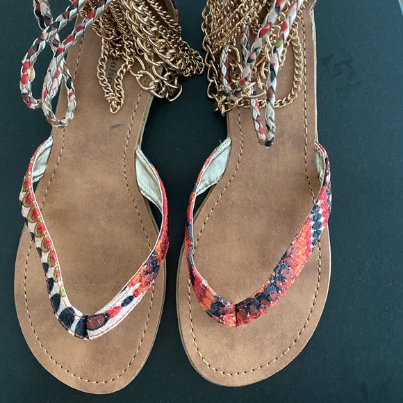 Zigi Soho sandals with multiple gold ankle straps - Picture 1 of 4